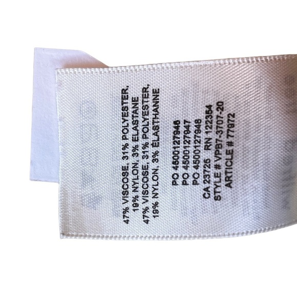 𝅺aritzia Bundle of 3 Crop Tops EUC - Picture 8 of 15